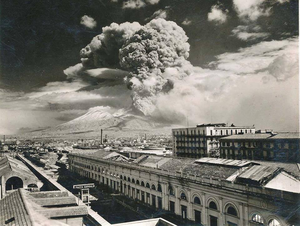 1-03_1. Извержение Везувия 1944 года.jpg